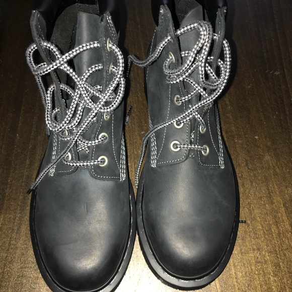 used doc martens size 9